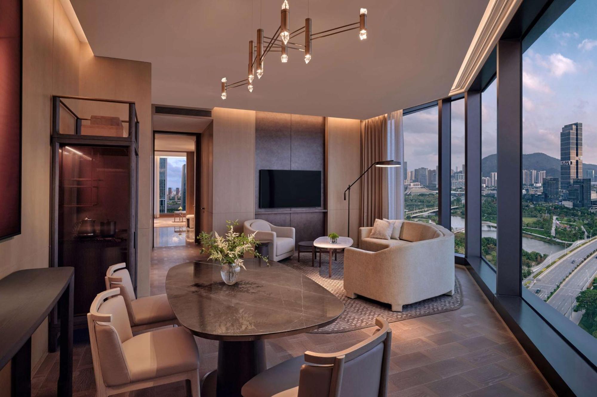 Conrad Shenzhen, The First Art Museum Hotel In Greater Bay Area With The Stunning Bay And Sunset View In The Hotel Terrace Eksteriør bilde