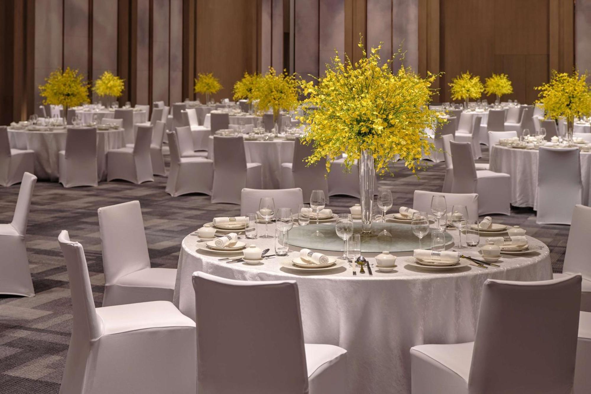 Conrad Shenzhen, The First Art Museum Hotel In Greater Bay Area With The Stunning Bay And Sunset View In The Hotel Terrace Eksteriør bilde