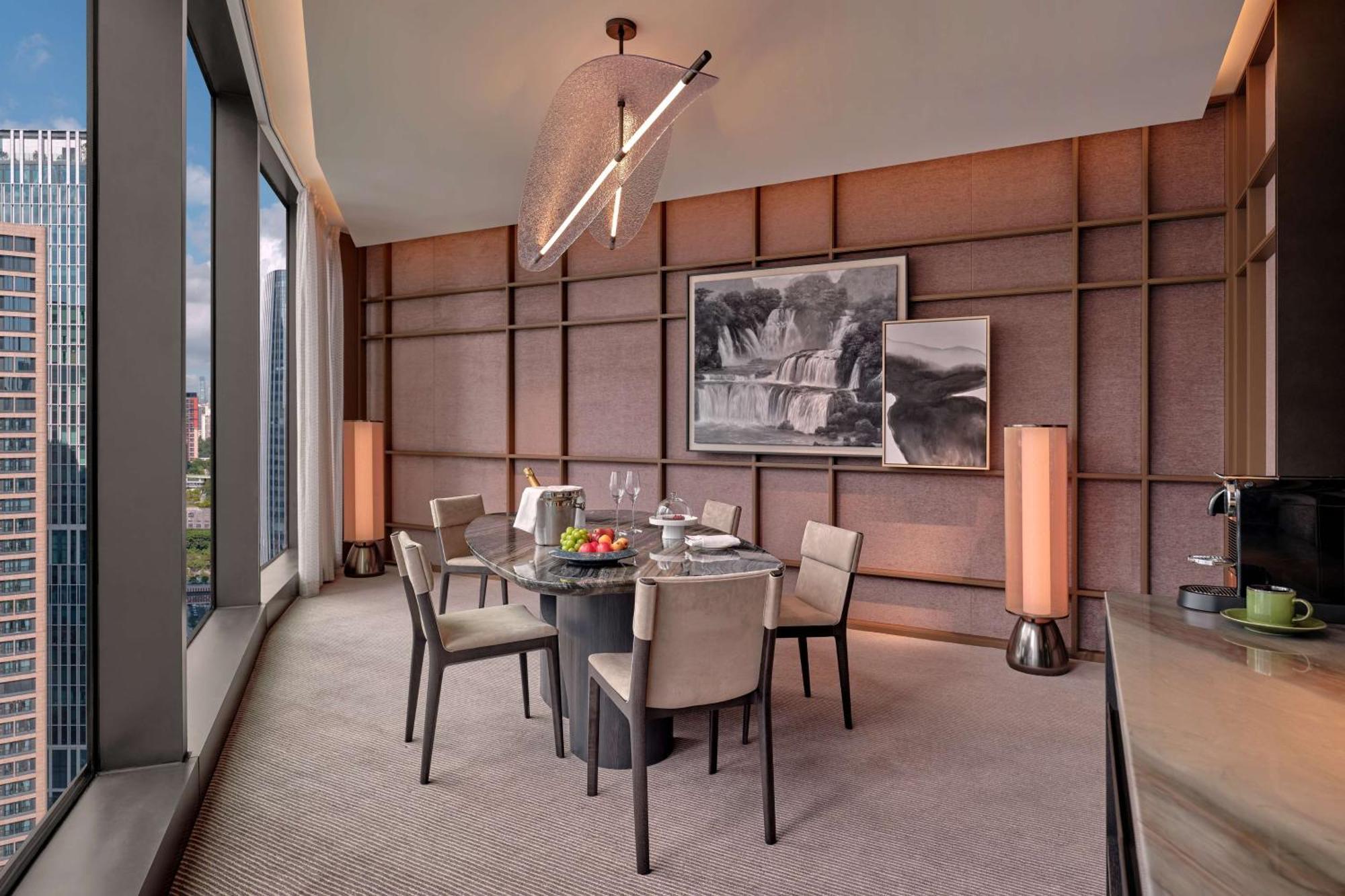 Conrad Shenzhen, The First Art Museum Hotel In Greater Bay Area With The Stunning Bay And Sunset View In The Hotel Terrace Eksteriør bilde