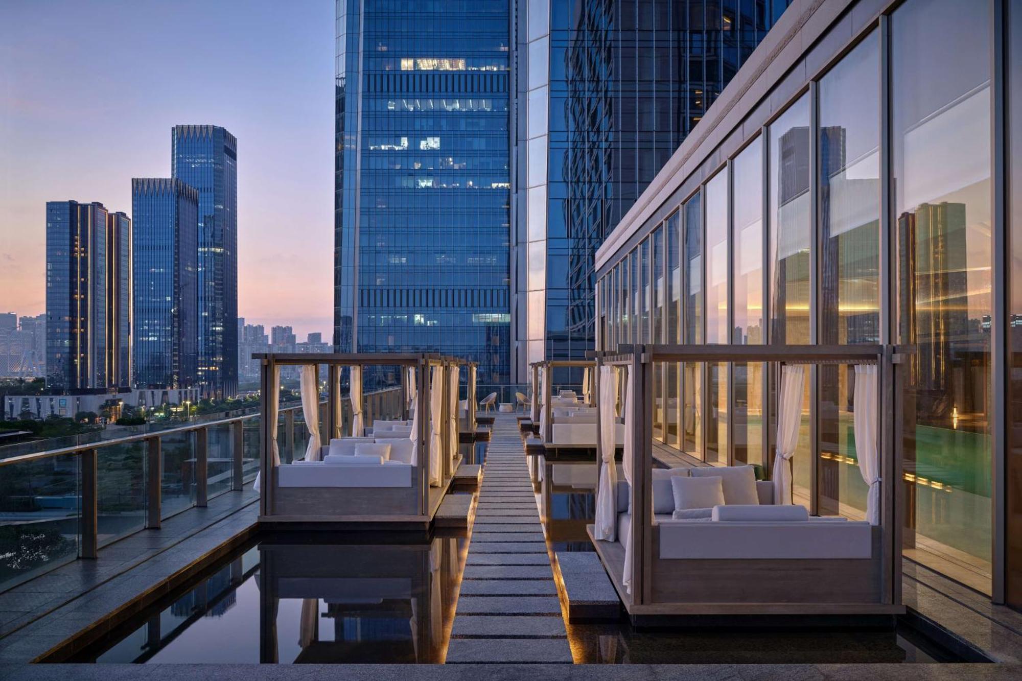Conrad Shenzhen, The First Art Museum Hotel In Greater Bay Area With The Stunning Bay And Sunset View In The Hotel Terrace Eksteriør bilde