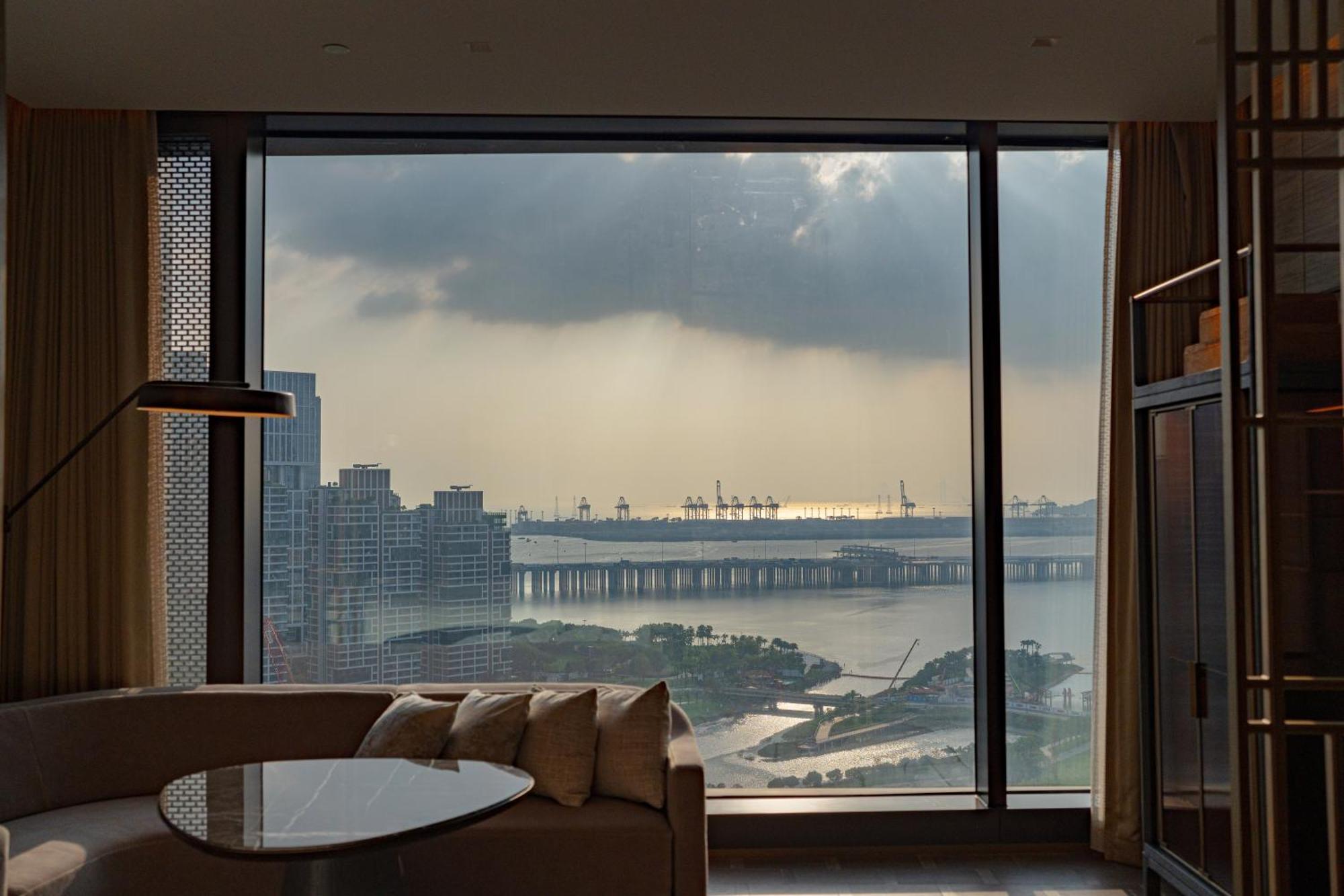 Conrad Shenzhen, The First Art Museum Hotel In Greater Bay Area With The Stunning Bay And Sunset View In The Hotel Terrace Eksteriør bilde